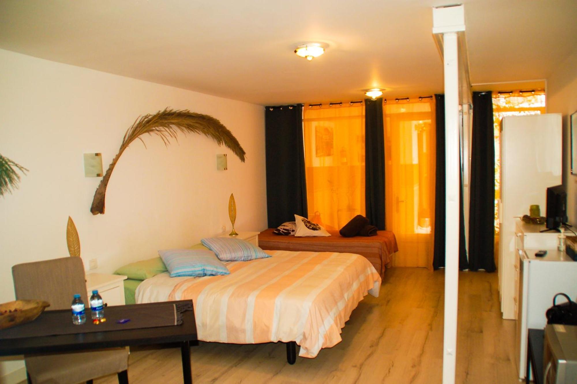 Casa Rural Ga7Colores Only Adult Montana Blanca Εξωτερικό φωτογραφία